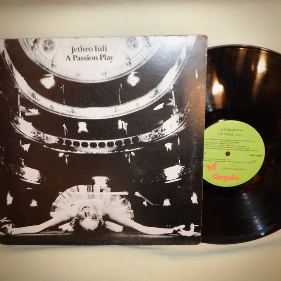 *** JETHRO TULL *** A Passion Play - VINTAGE LP - 1973 - Picture 1 of 4